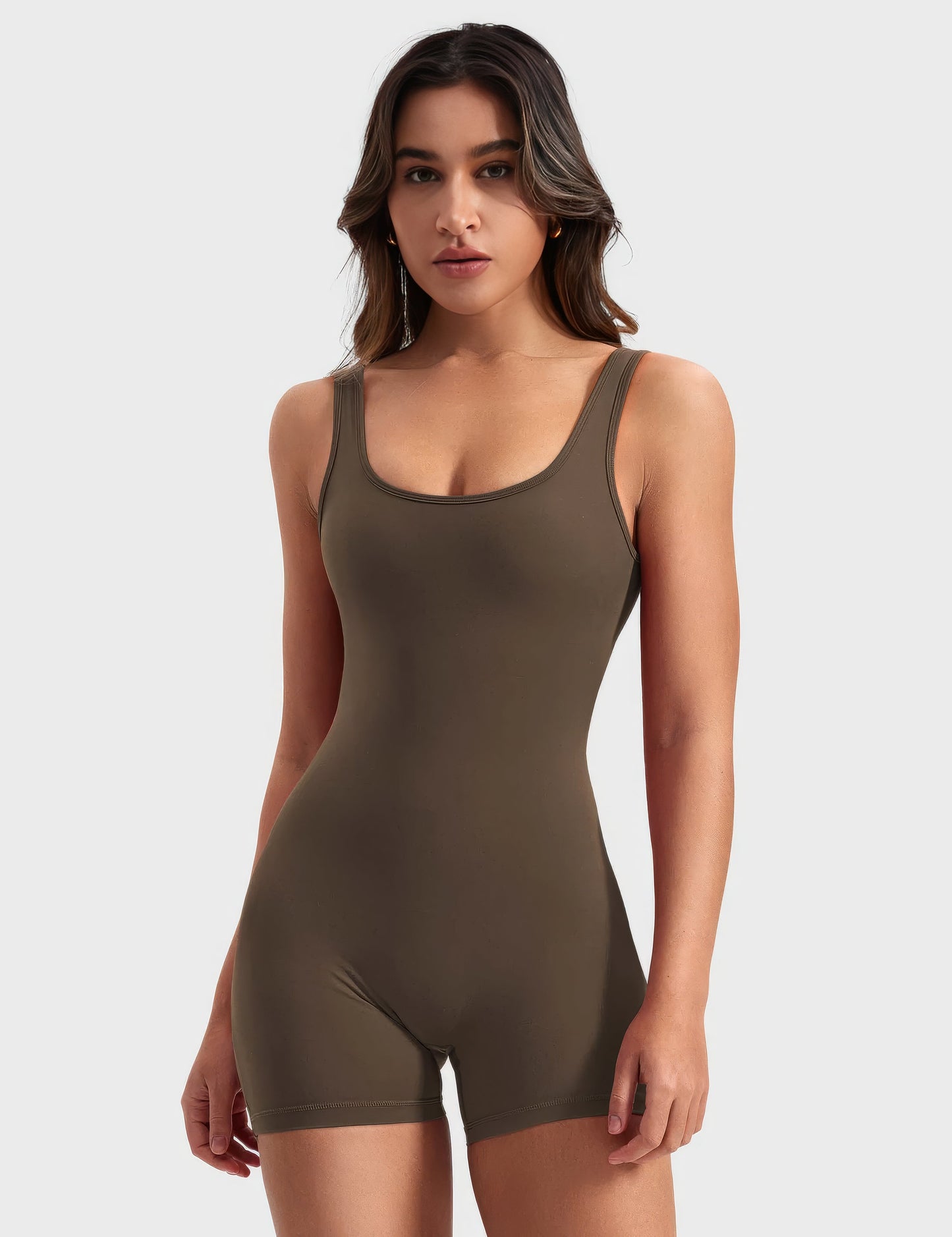Dewi | V-rug Jumpsuit Korte Mouw